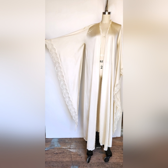 Vintage Very Long Sleeves Robe Bed Jacket Kimono with Lace Trim Duster XS S - Picture 8 of 10